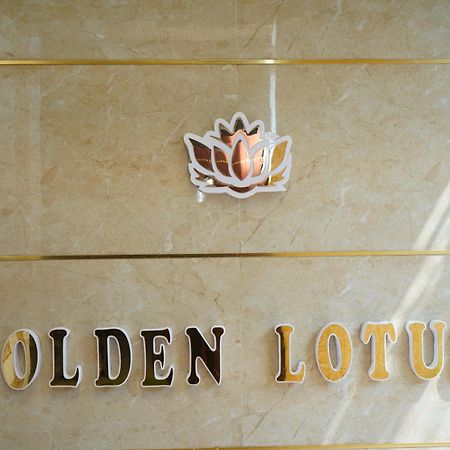 Hotel Golden Lotus Varanasi Exterior foto