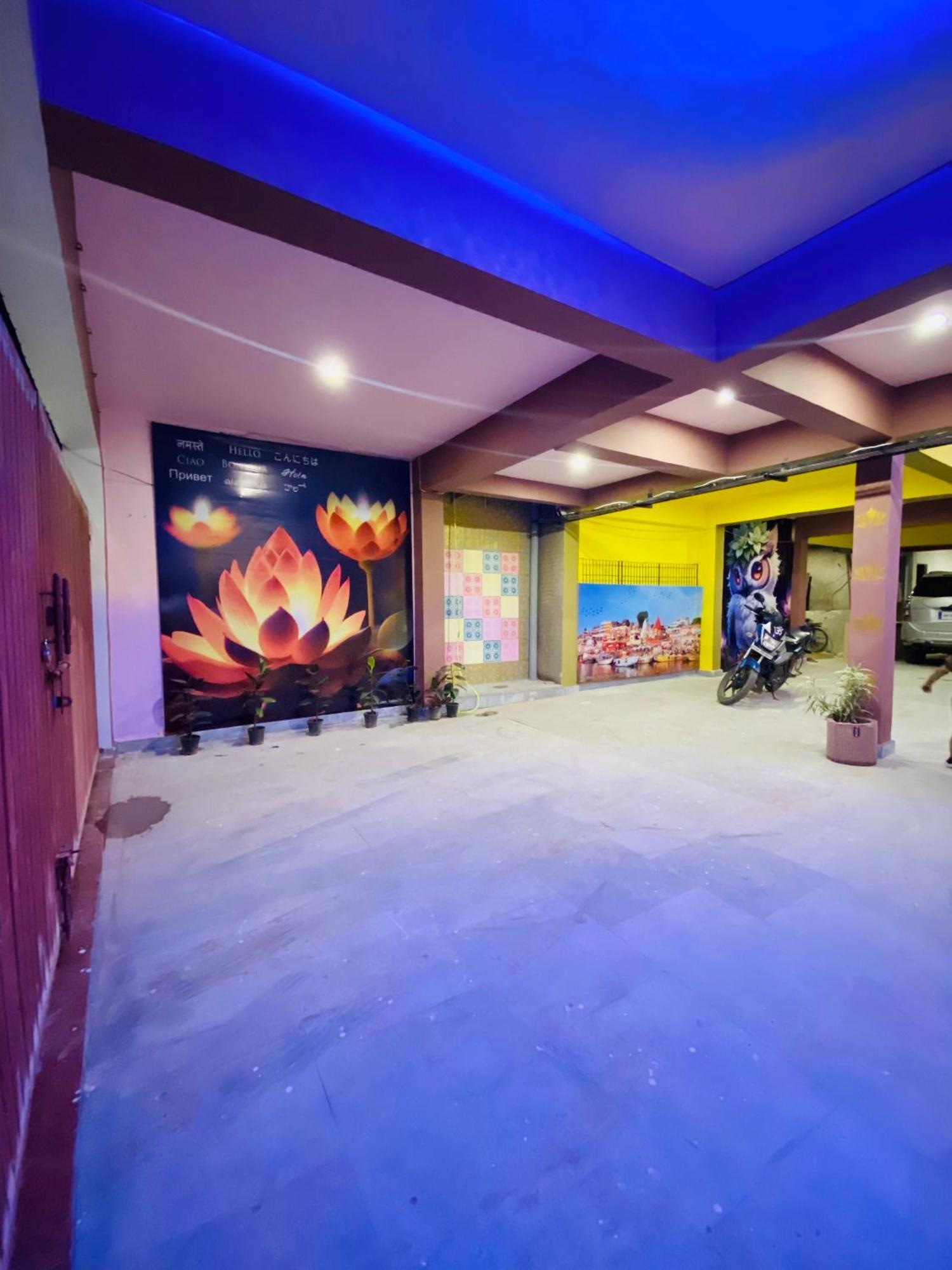 Hotel Golden Lotus Varanasi Exterior foto