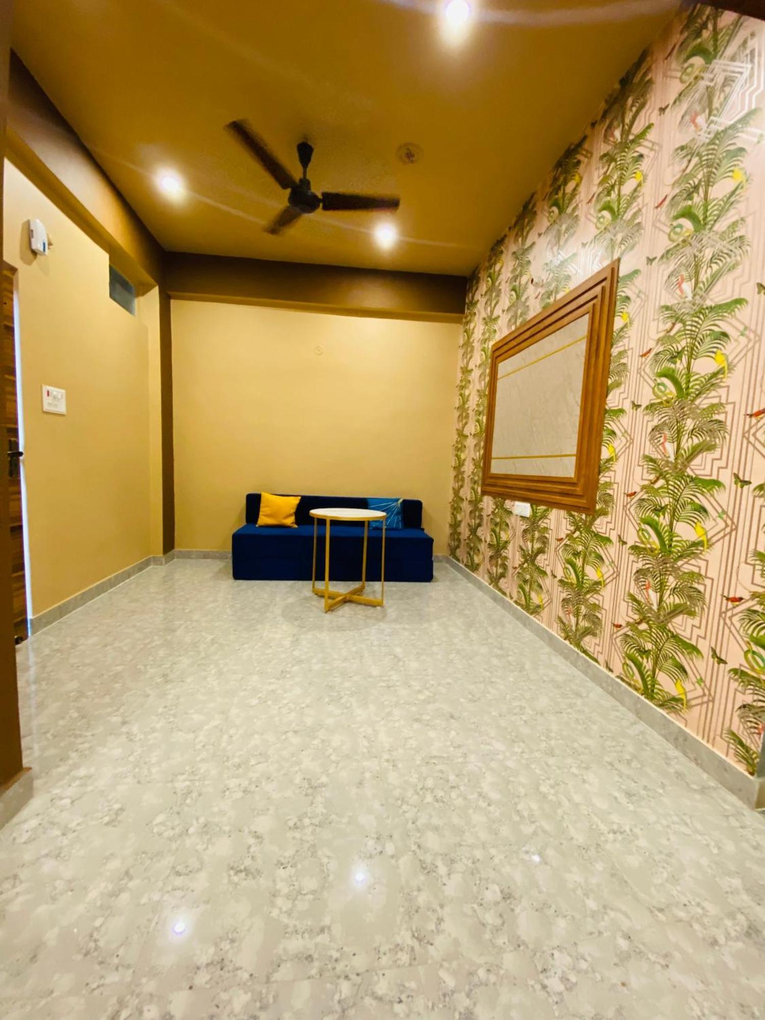 Hotel Golden Lotus Varanasi Exterior foto